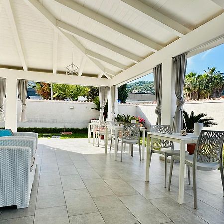 Invilla Bed&Breakfast - Quality Rooms ซานตามาเรีย ดิ กาสเตลลาบาเต ภายนอก รูปภาพ