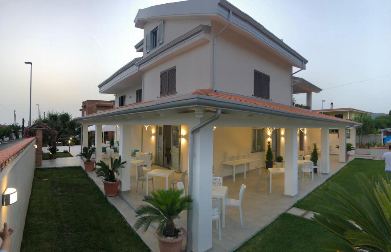 Invilla Bed&Breakfast - Quality Rooms ซานตามาเรีย ดิ กาสเตลลาบาเต ภายนอก รูปภาพ