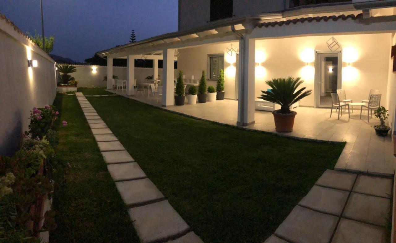 Invilla Bed&Breakfast - Quality Rooms ซานตามาเรีย ดิ กาสเตลลาบาเต ภายนอก รูปภาพ