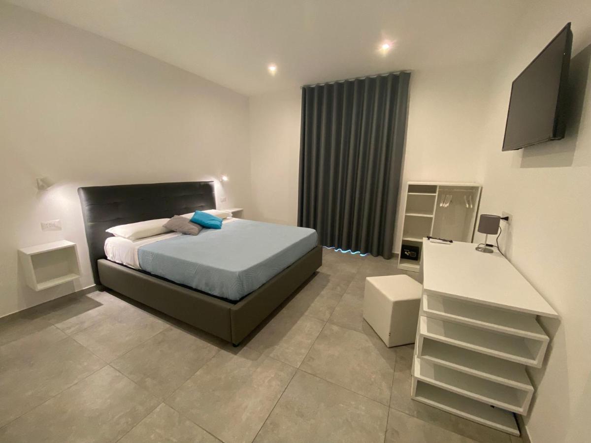Invilla Bed&Breakfast - Quality Rooms ซานตามาเรีย ดิ กาสเตลลาบาเต ภายนอก รูปภาพ