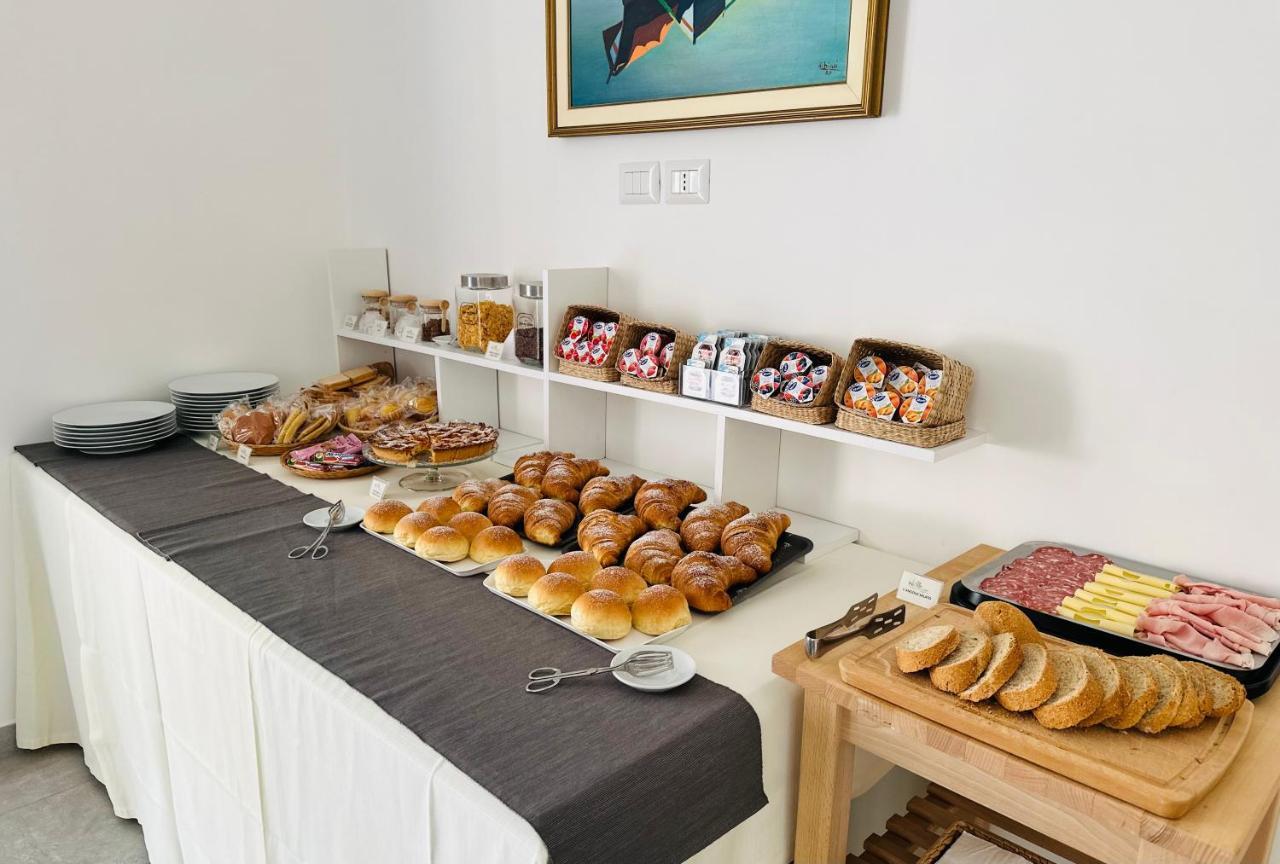 Invilla Bed&Breakfast - Quality Rooms ซานตามาเรีย ดิ กาสเตลลาบาเต ภายนอก รูปภาพ