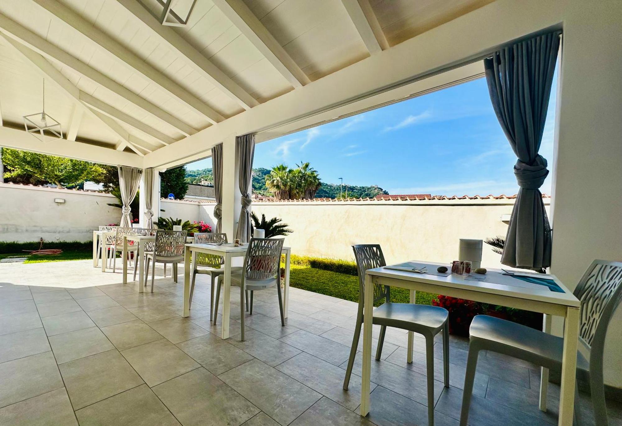 Invilla Bed&Breakfast - Quality Rooms ซานตามาเรีย ดิ กาสเตลลาบาเต ภายนอก รูปภาพ