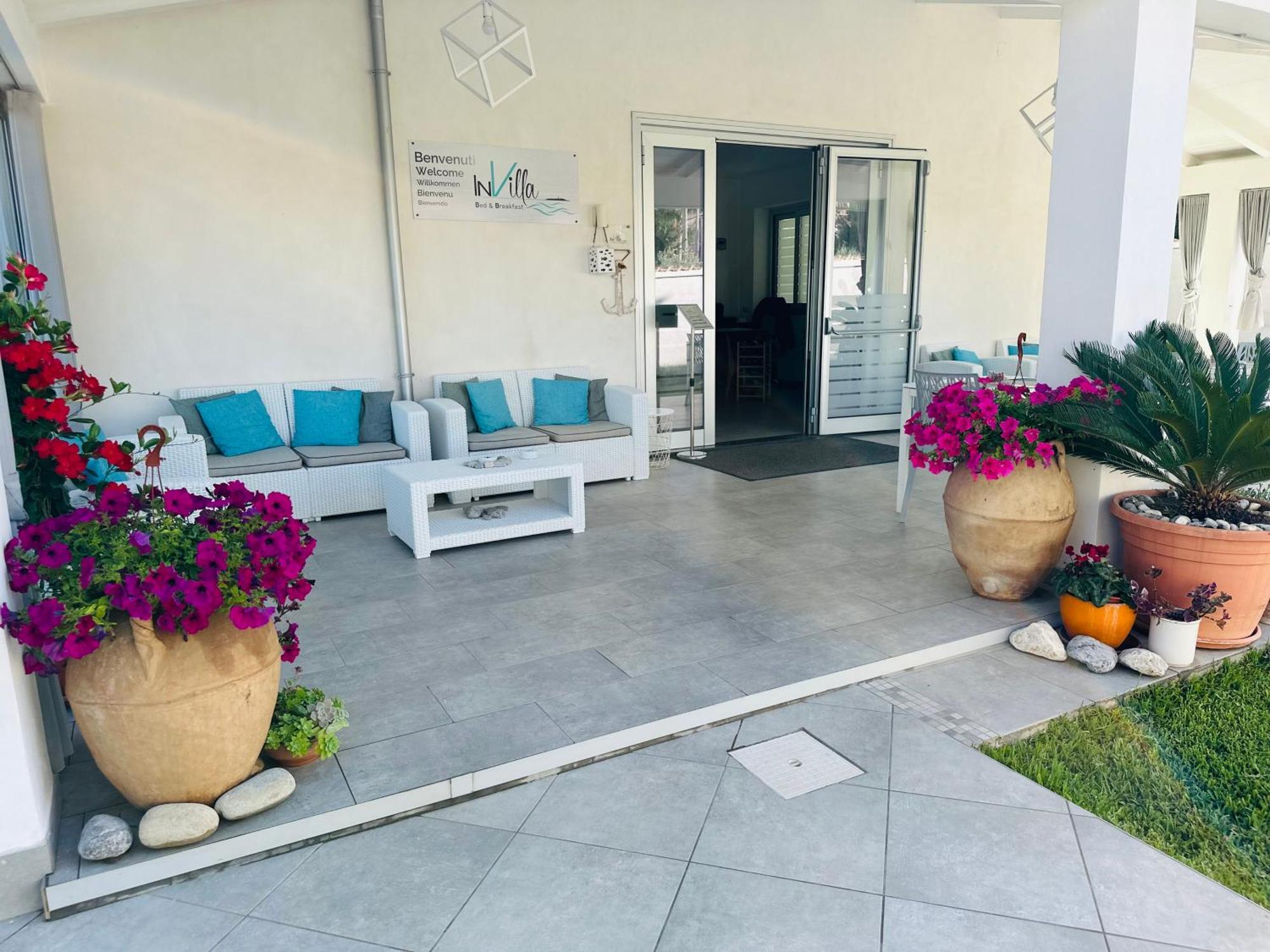 Invilla Bed&Breakfast - Quality Rooms ซานตามาเรีย ดิ กาสเตลลาบาเต ภายนอก รูปภาพ